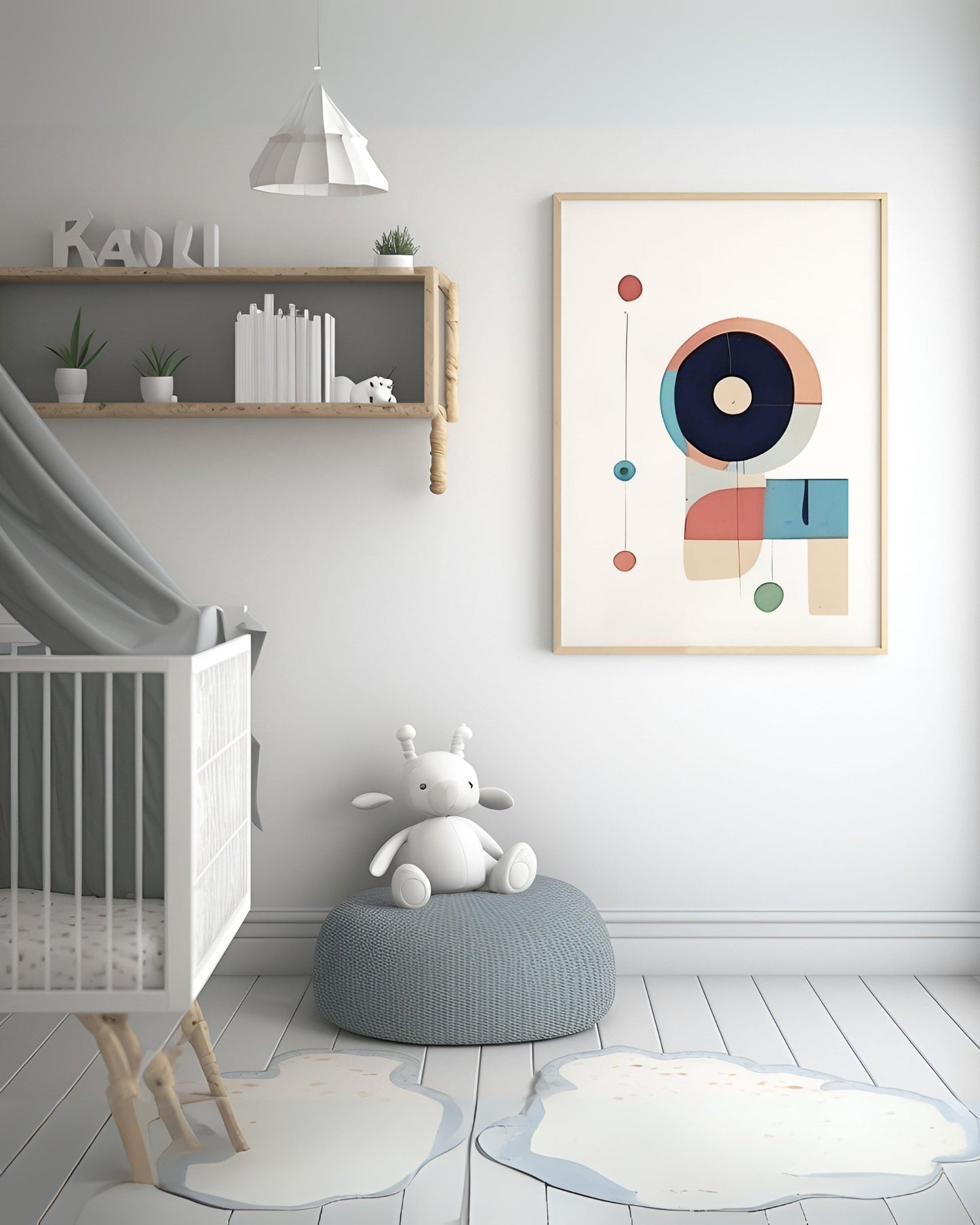 Poster geometrico Linee, Cerchi e Quadrati appeso in cameretta per neonati, accanto a culla in legno, pouf grigio con peluche bianco e tappeti a forma di nuvola. Stampa decorativa moderna per bambini.