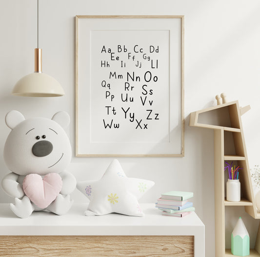 Poster  per bambini da stampare con  Alfabeto Lettere Maiuscole e Minuscole