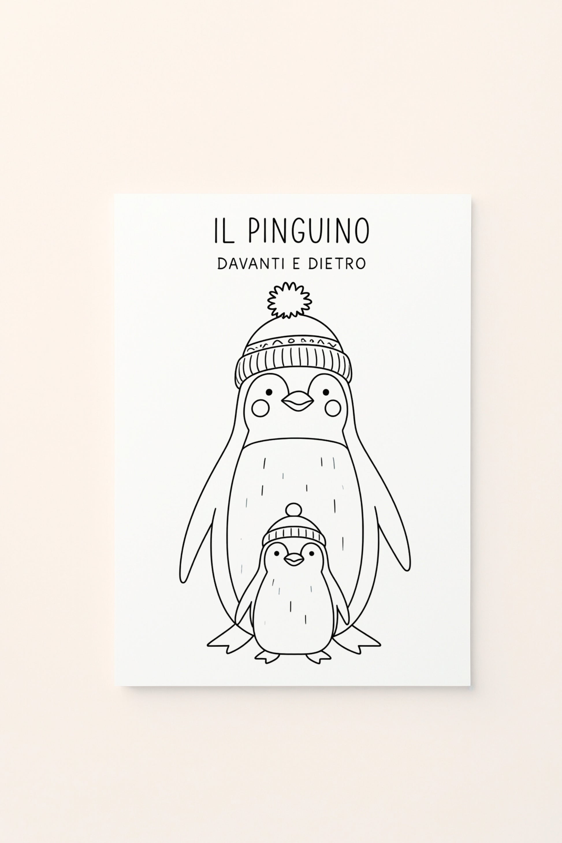 Poster da colorare per bambini con due pinguini illustrati in bianco e nero, uno grande e uno piccolo, dedicato al concetto di davanti e dietro, presentato su sfondo rosato.