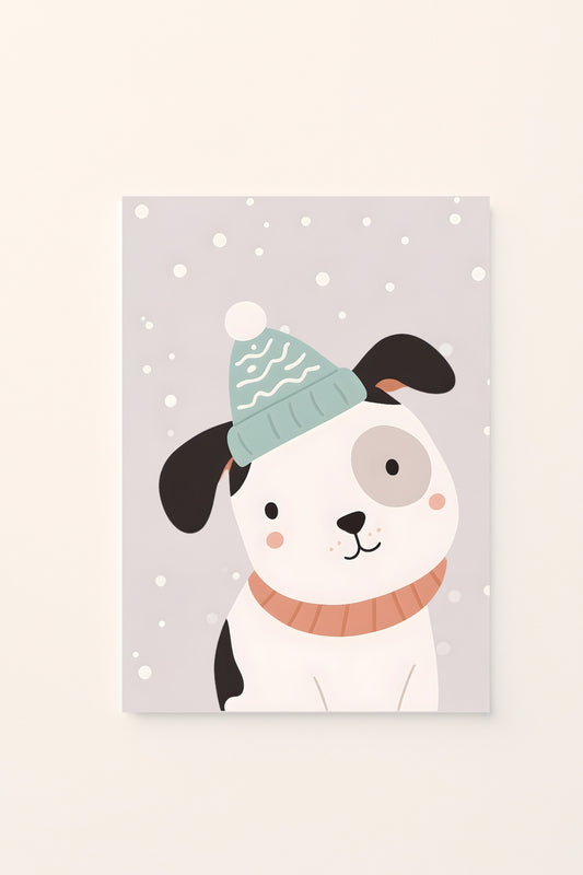 Poster decorativo per bambini con un cagnolino invernale con cappello su sfondo grigio innevato. Design dolce e rassicurante.